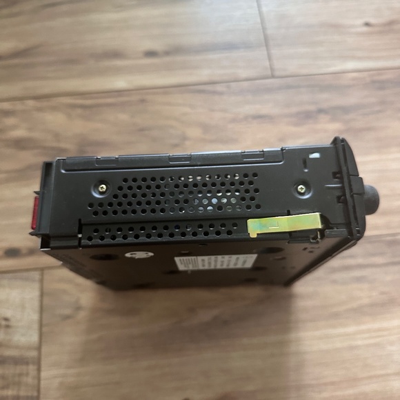 MERCEDES R129 RADIO - MODEL CM2299 - Picture 7 of 8